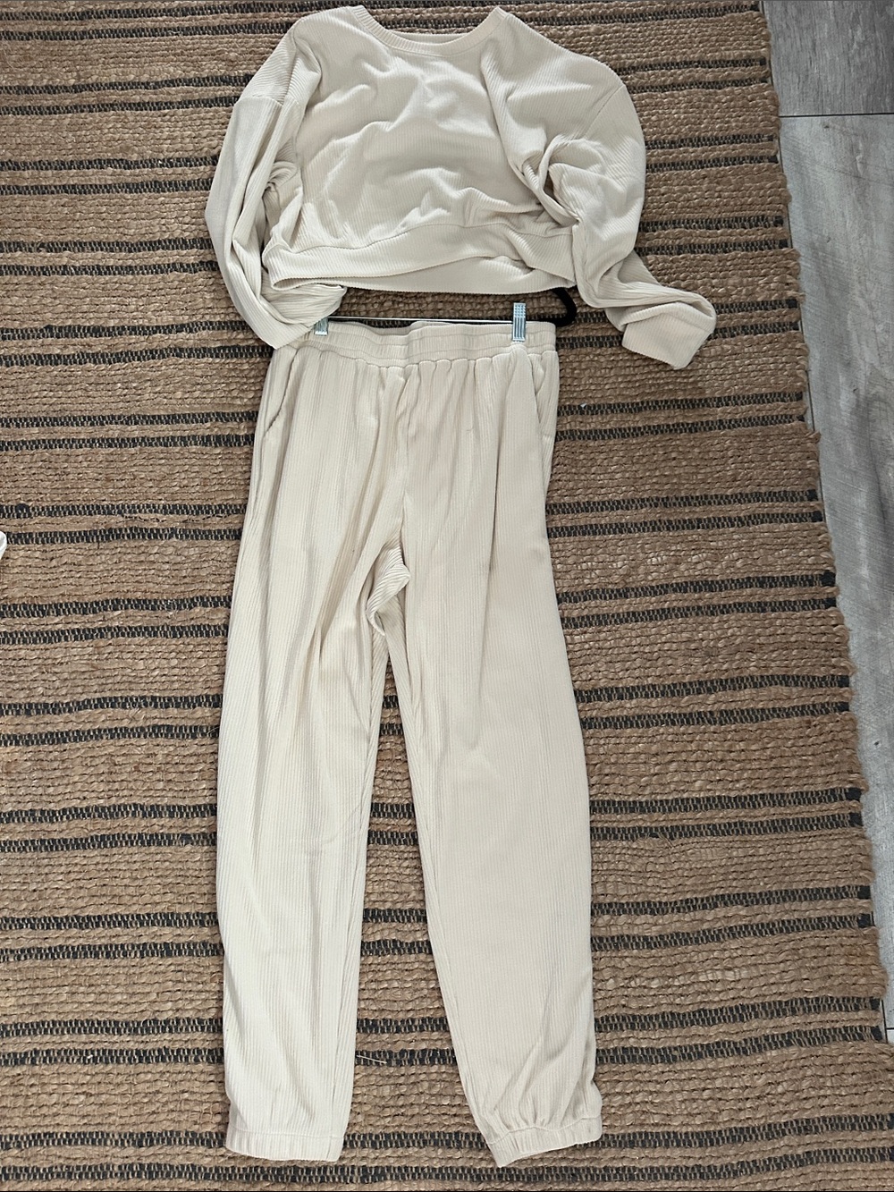 Boohoo Cream Ribbed Joggers